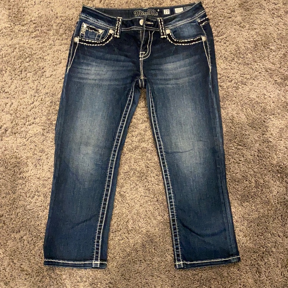 Miss Me Capri size 27